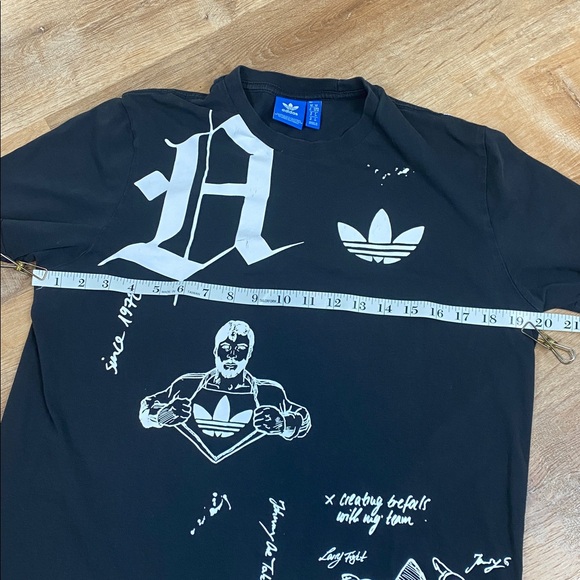 Adidas Originals Sketchbook Off Placement Trefoil Black T shirt Size Medium - Picture 9 of 11